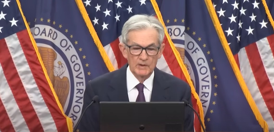 Kebijakan Suku Bunga The Fed Tetap, Inflasi Dipengaruhi Tarif Trump