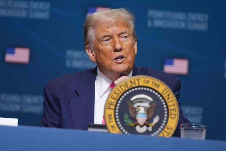 Capai Kesepakatan Perdagangan, Trump Turunkan Tarif Impor Barang Indonesia Jadi 19%